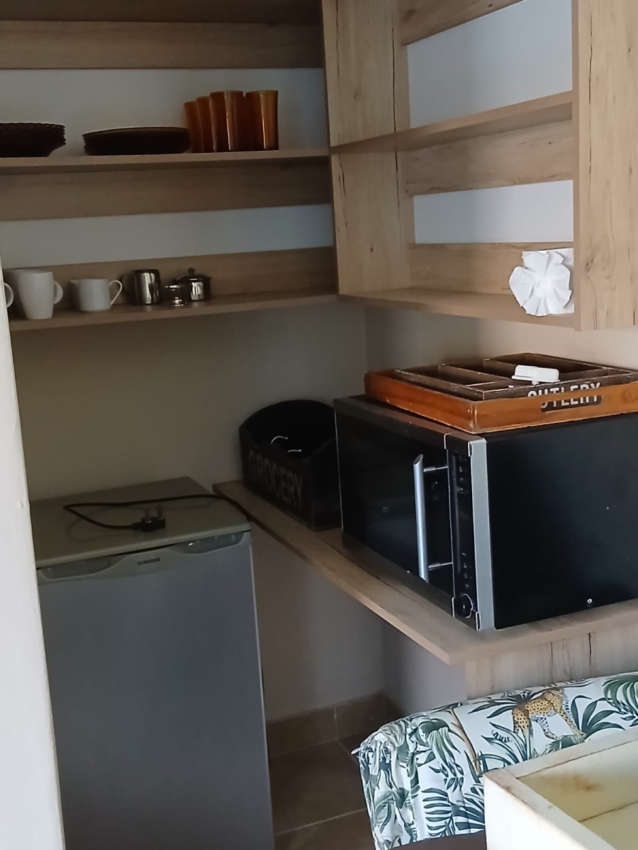 To Let 1 Bedroom Property for Rent in Dana Bay Western Cape